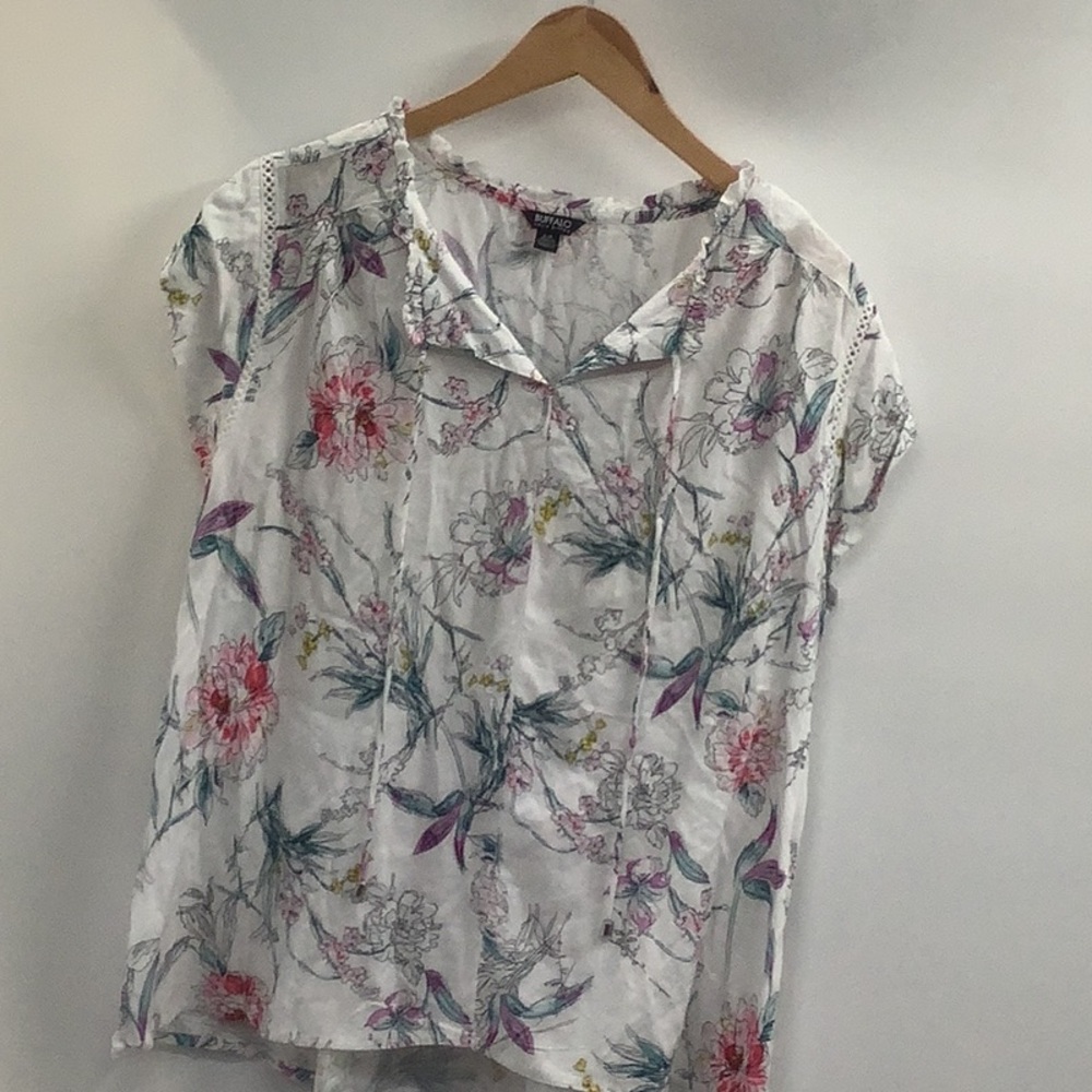 Tee shirt